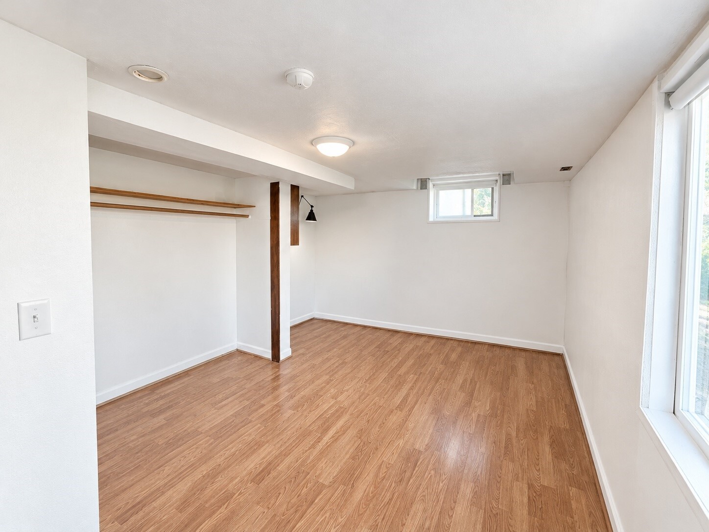 208 E Hillside Drive Property Photo 23