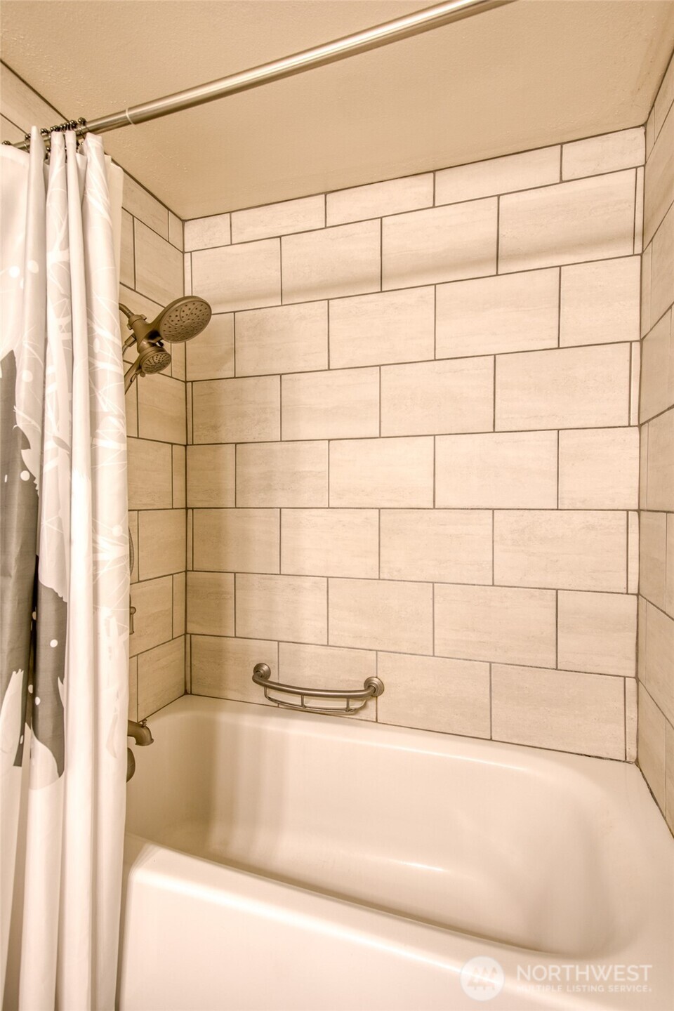 1104 E Fairview Lane Property Photo 25