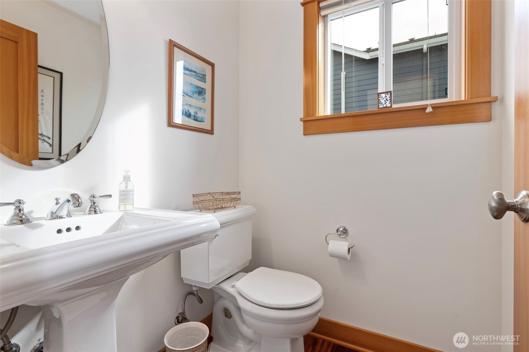 4122 A 42nd Avenue Property Photo 12