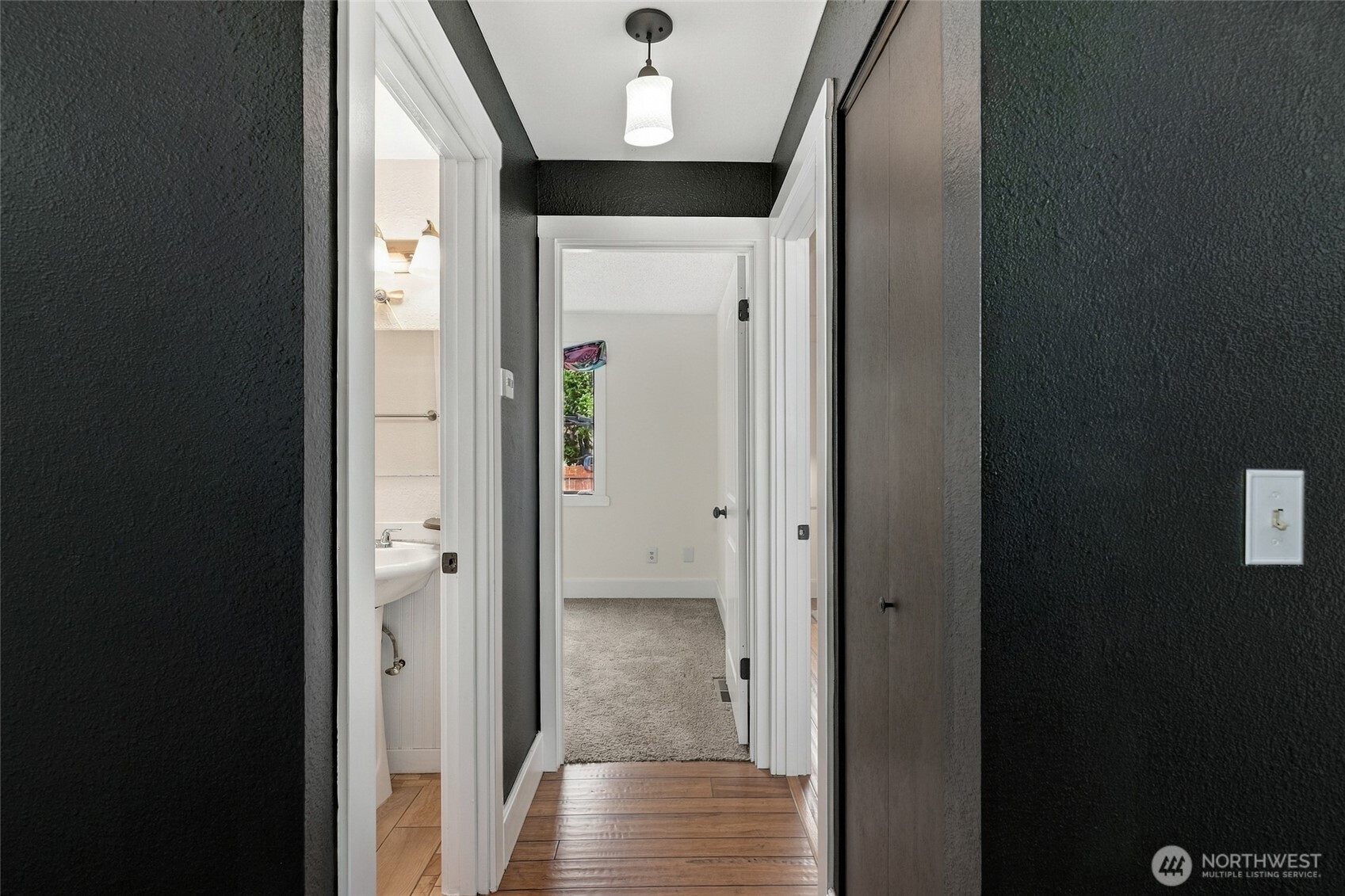 365 Se Valley View Way Property Photo 13