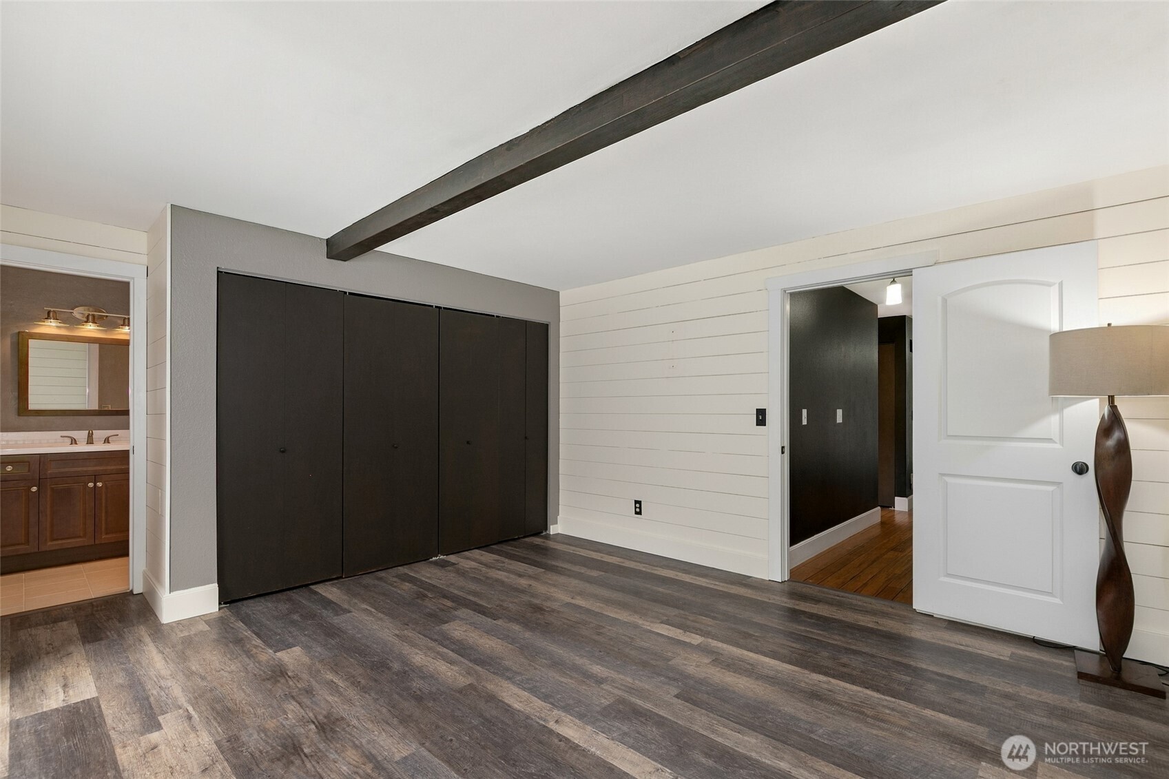 365 Se Valley View Way Property Photo 14