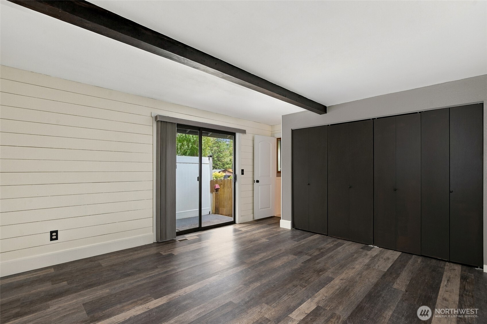 365 Se Valley View Way Property Photo 15
