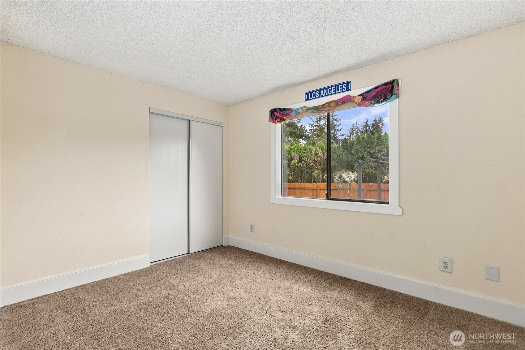 365 Se Valley View Way Property Photo 18