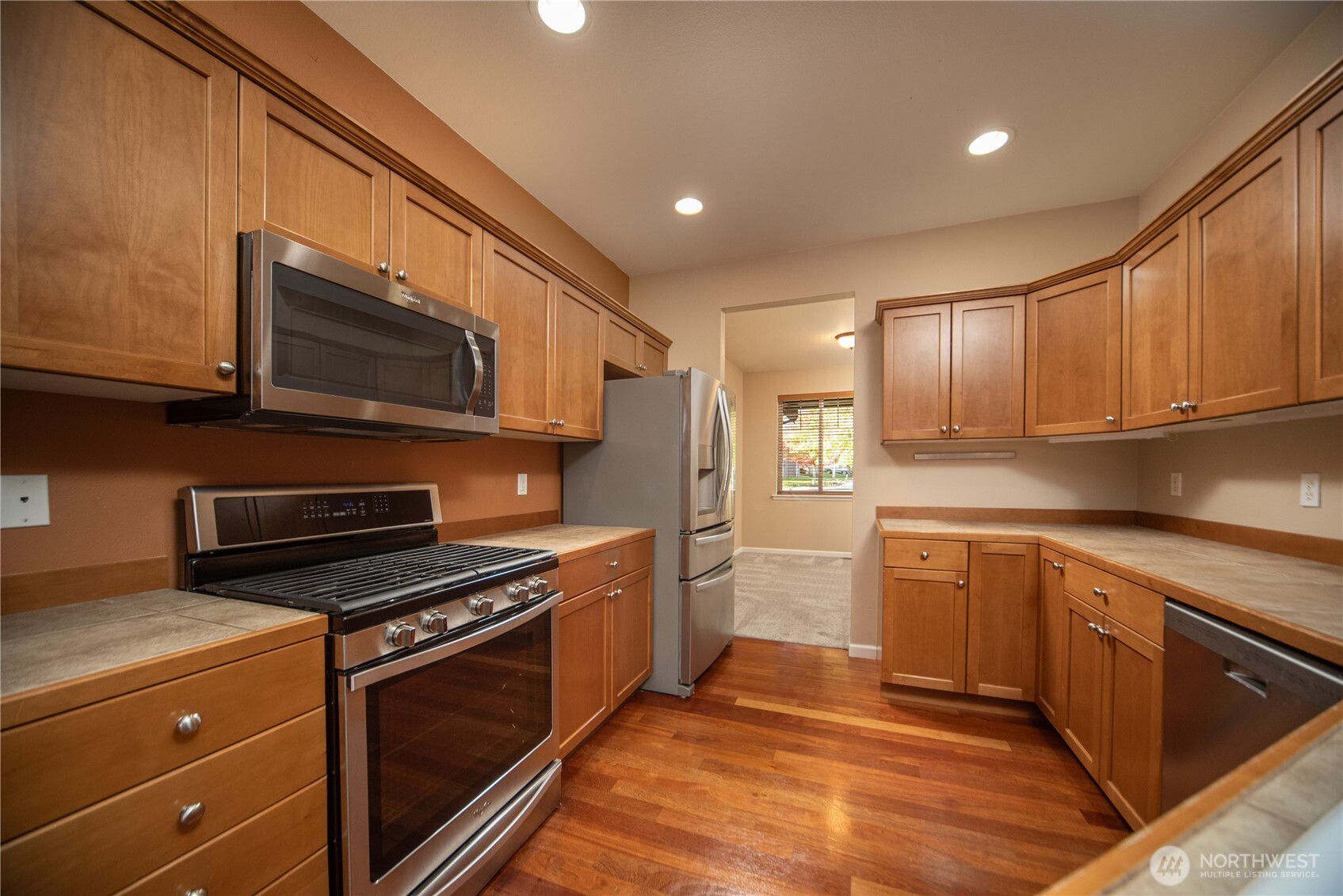 2510 Carriage Loop Property Photo 9