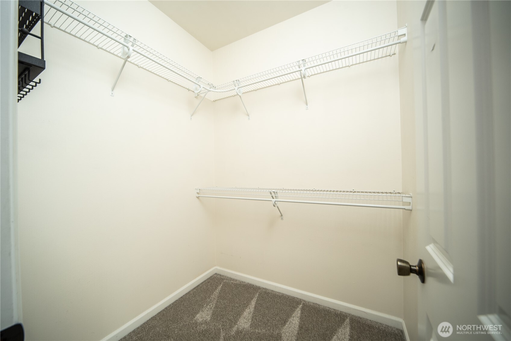 2510 Carriage Loop Property Photo 24