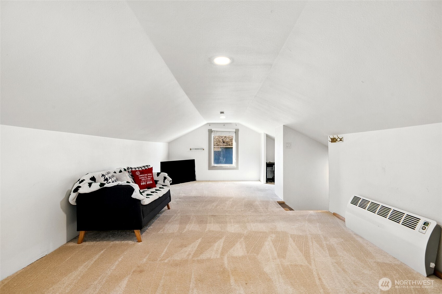 435 E 64th Street Property Photo 18