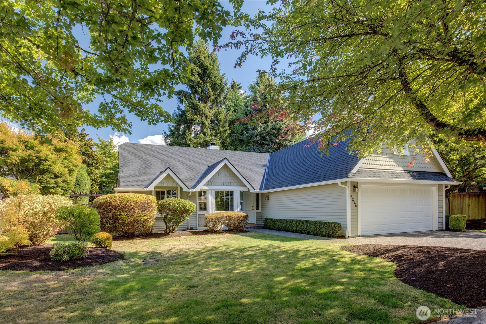 6216 108th Place Property Photo 1