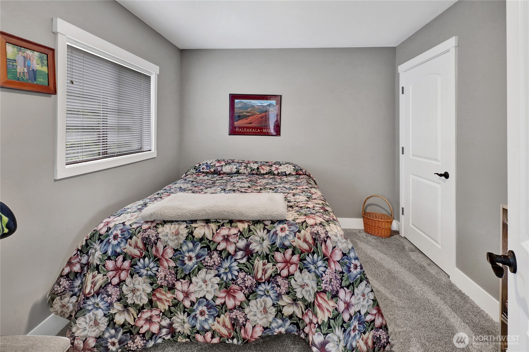 319 First Street Property Photo 18