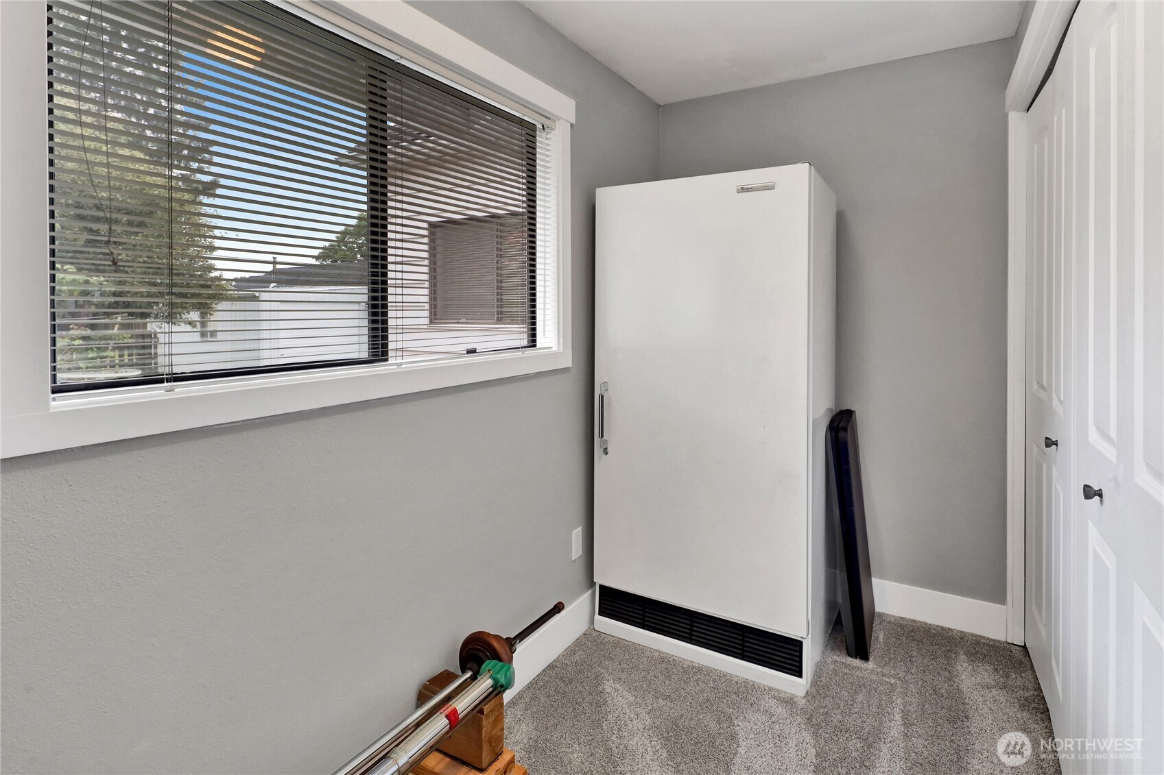 319 First Street Property Photo 25