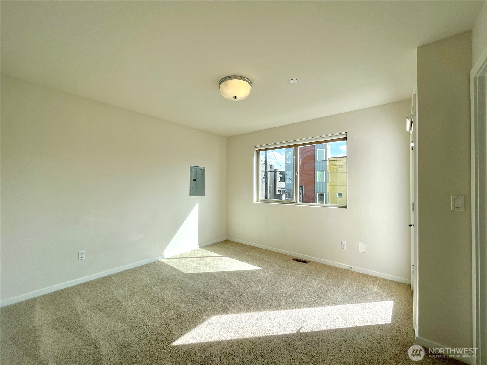 7531 43rd Avenue Property Photo 14