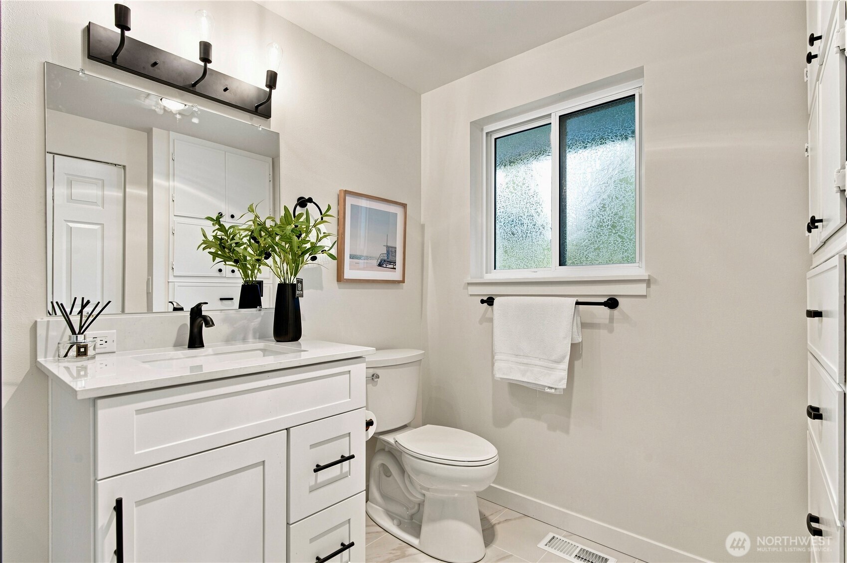 6821 190th Street Property Photo 13