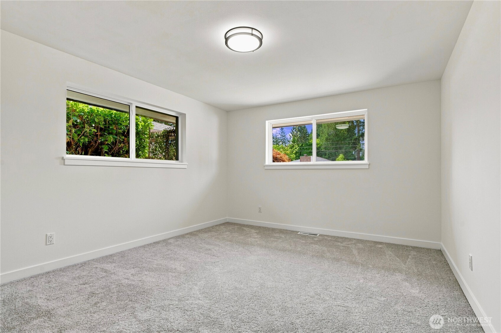 6821 190th Street Property Photo 15