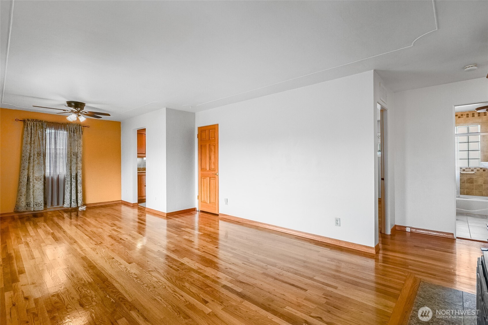 920 S Dahlia Drive Property Photo 7