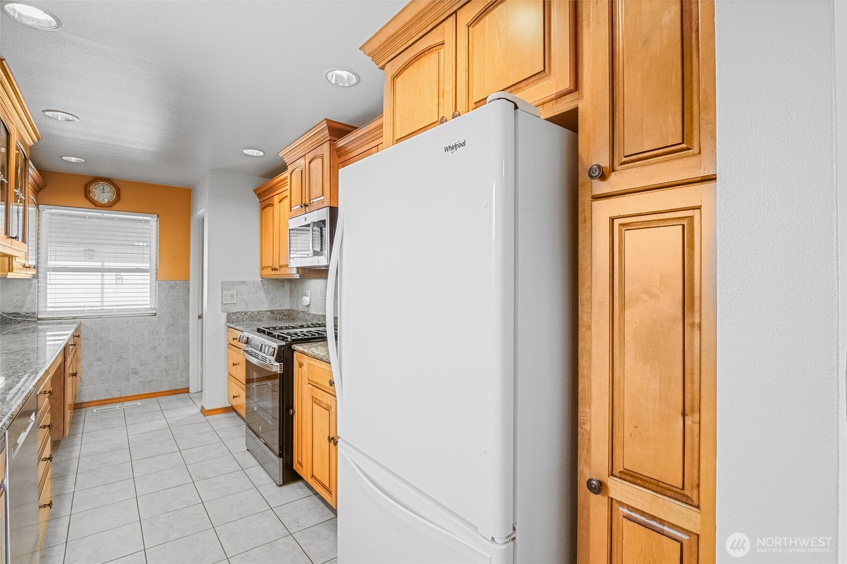 920 S Dahlia Drive Property Photo 12