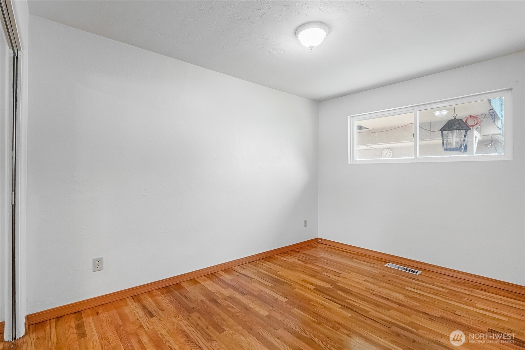 920 S Dahlia Drive Property Photo 16