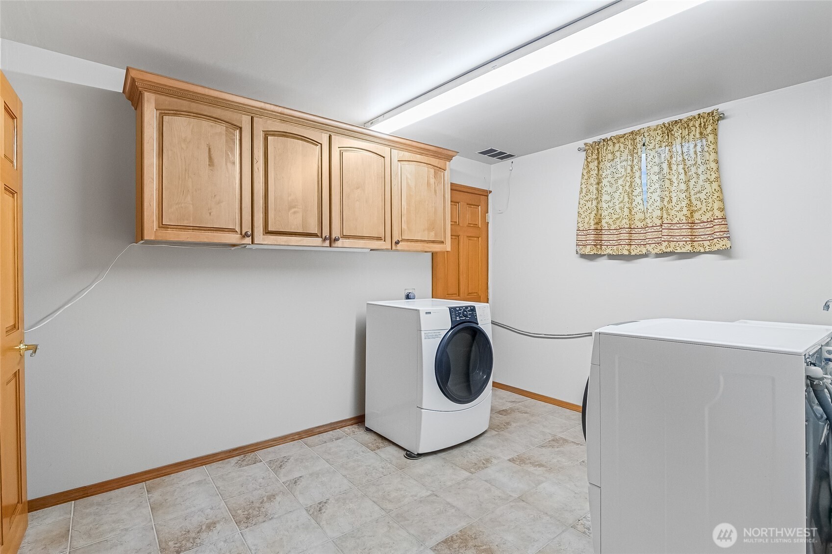 920 S Dahlia Drive Property Photo 24