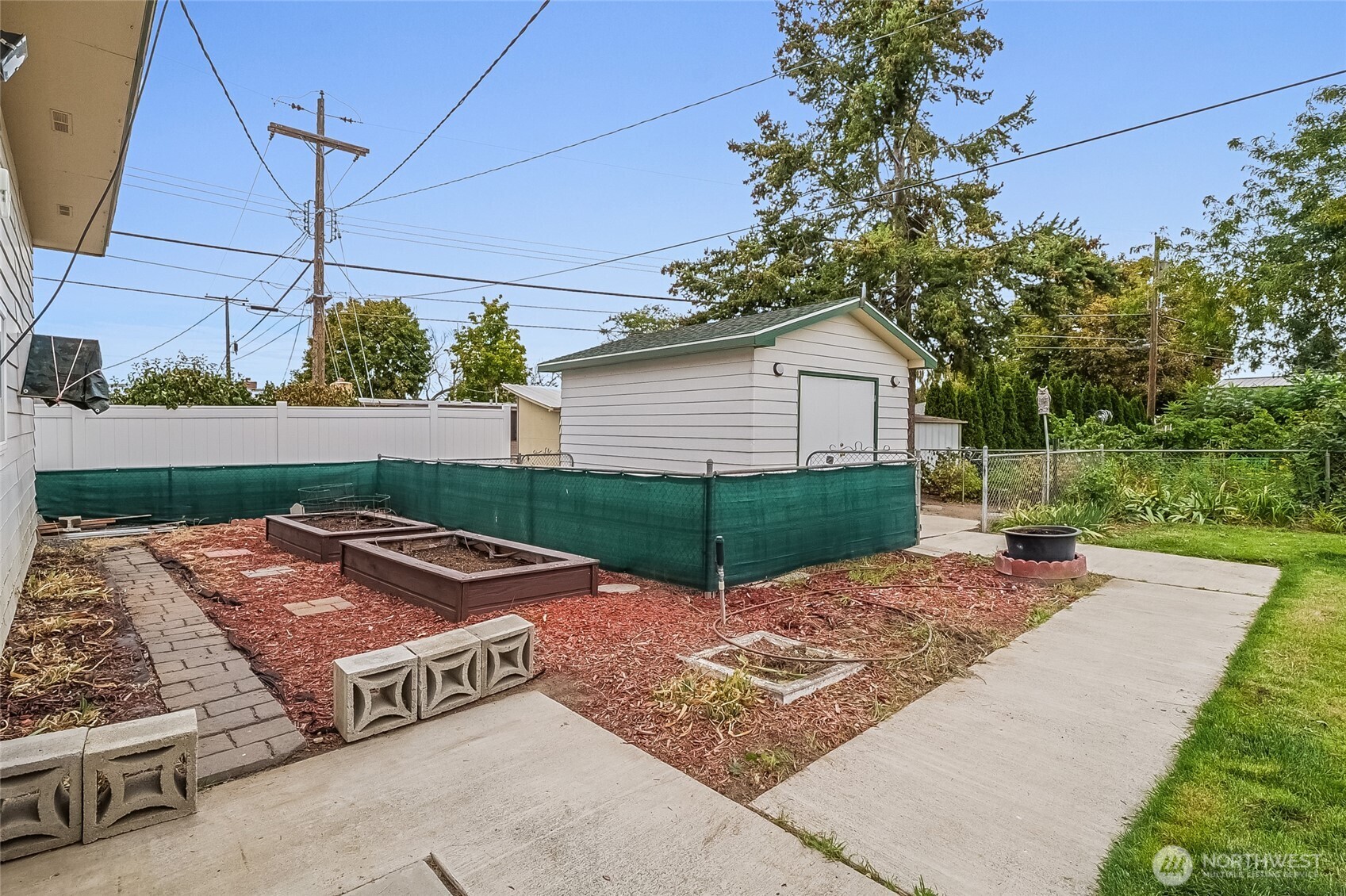 920 S Dahlia Drive Property Photo 35