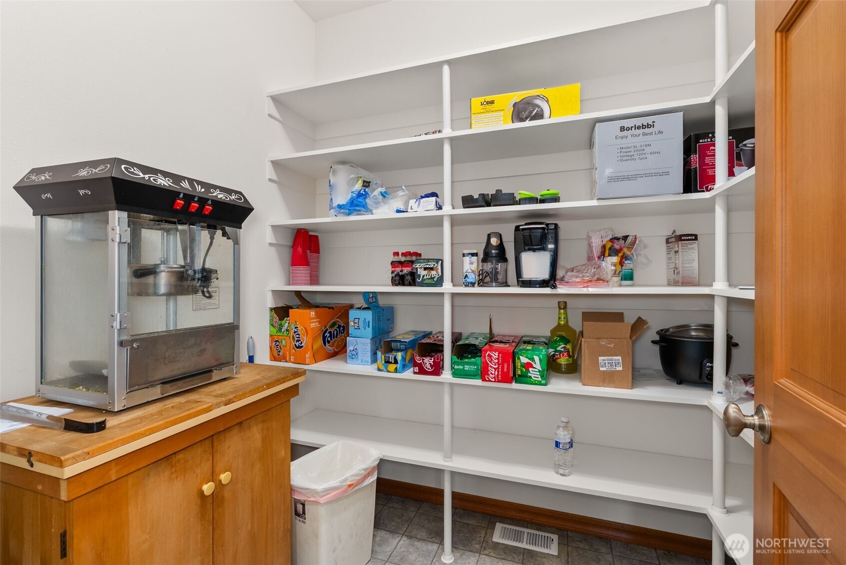 748 Kingfisher Court Property Photo 27