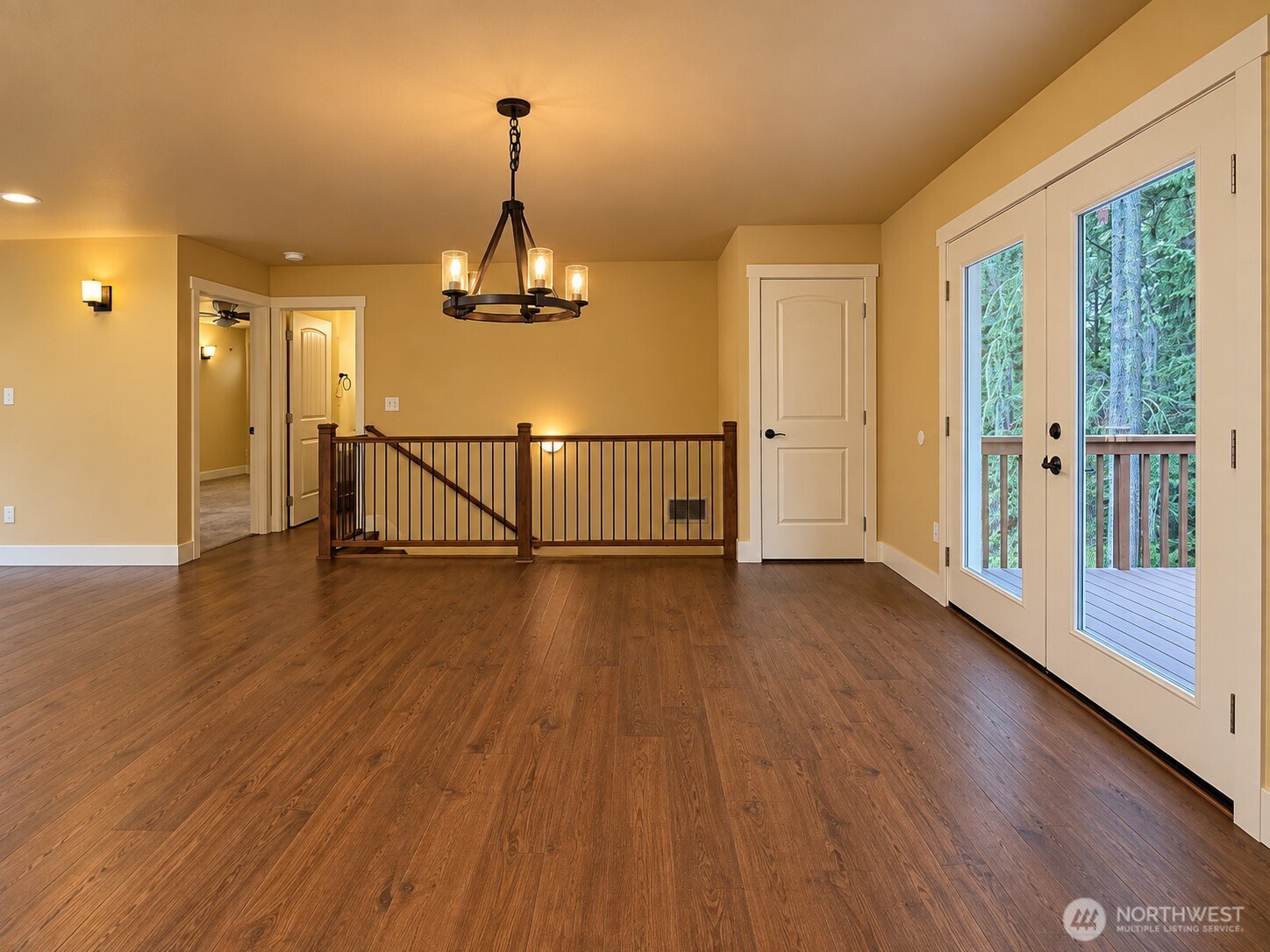 98 Nw Glade Court Property Photo 4