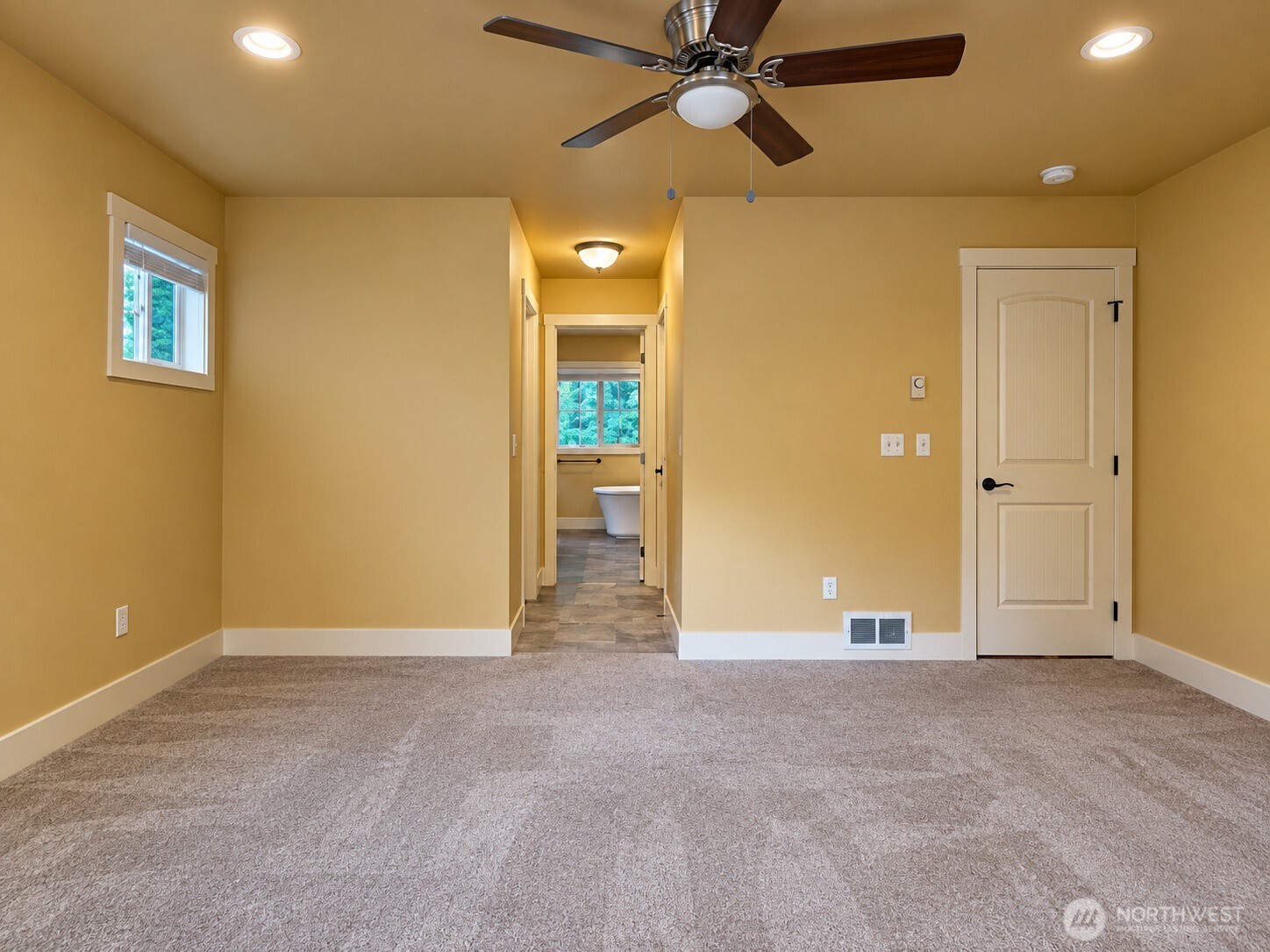 98 Nw Glade Court Property Photo 13