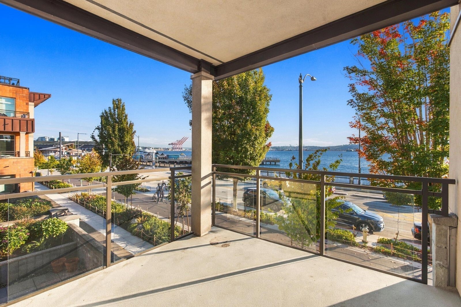 2000 Alaskan Way 256 Property Photo 16