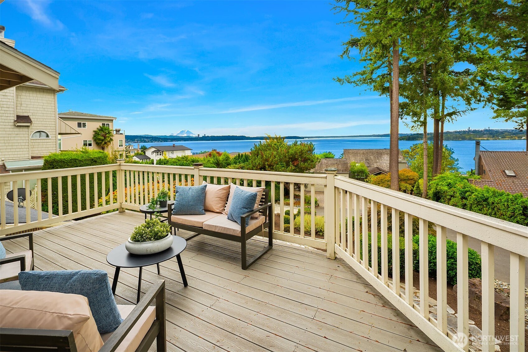 10920 80th Place Property Photo 12
