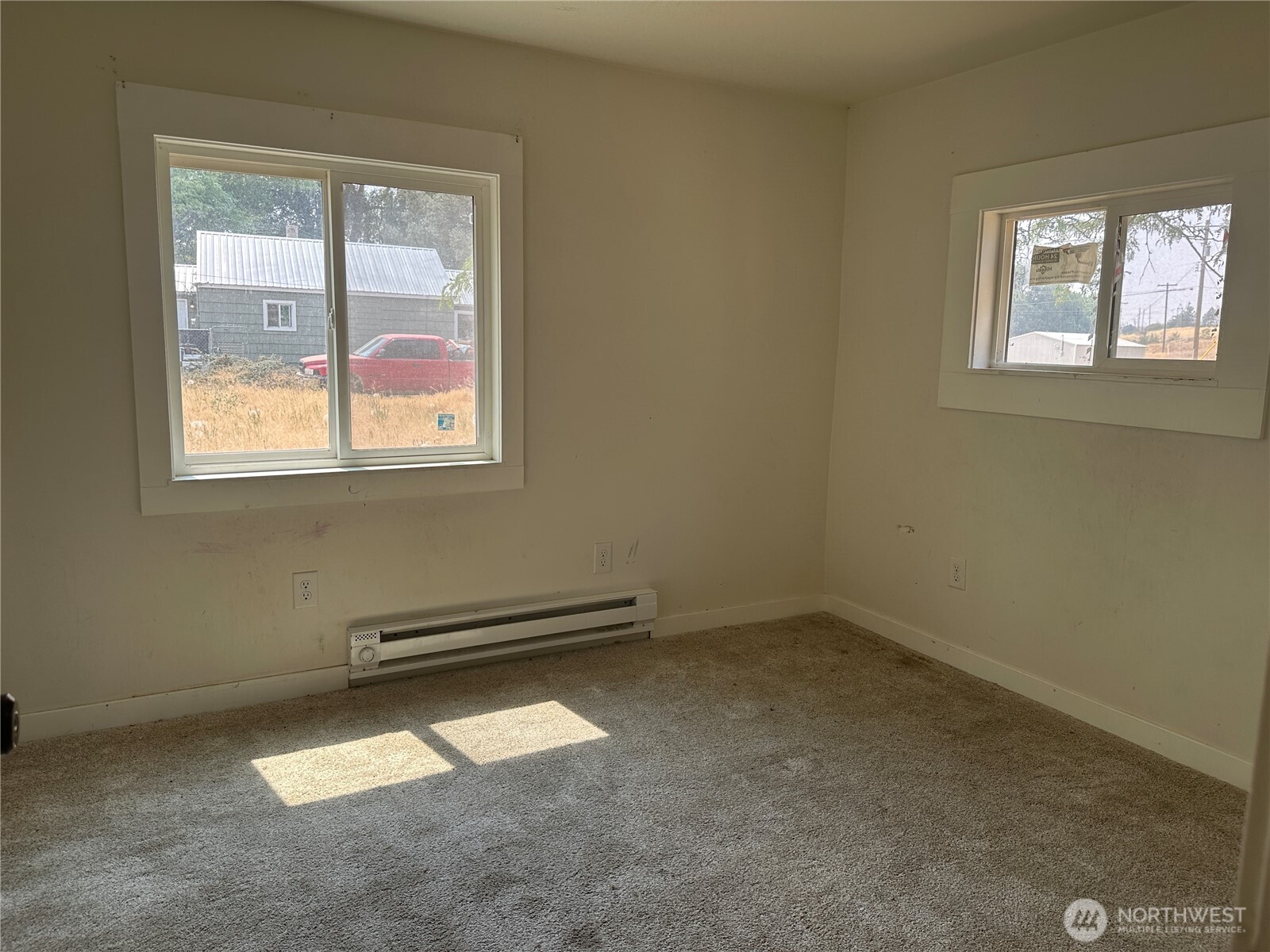 410 E Cherry Avenue Property Photo 7