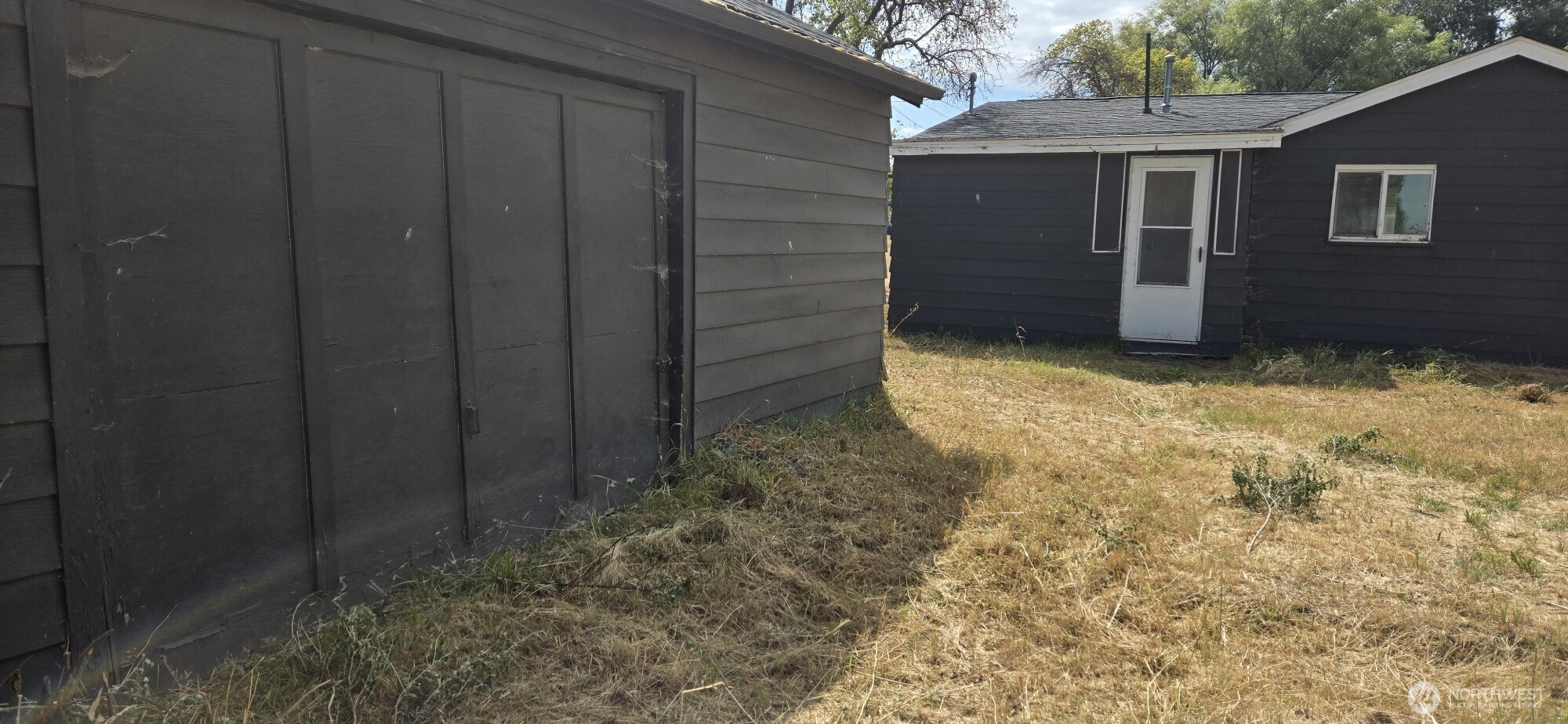 410 E Cherry Avenue Property Photo 11