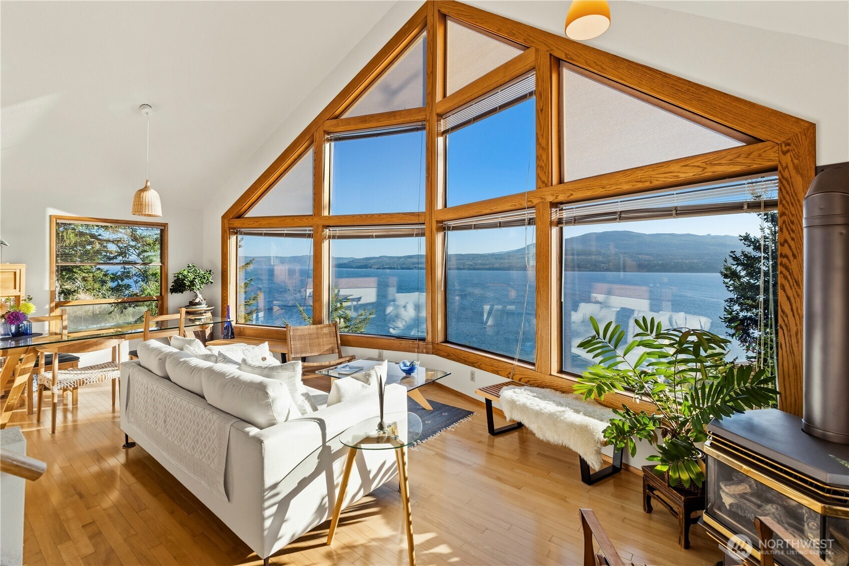 559 Beckett Point Road Property Photo 14