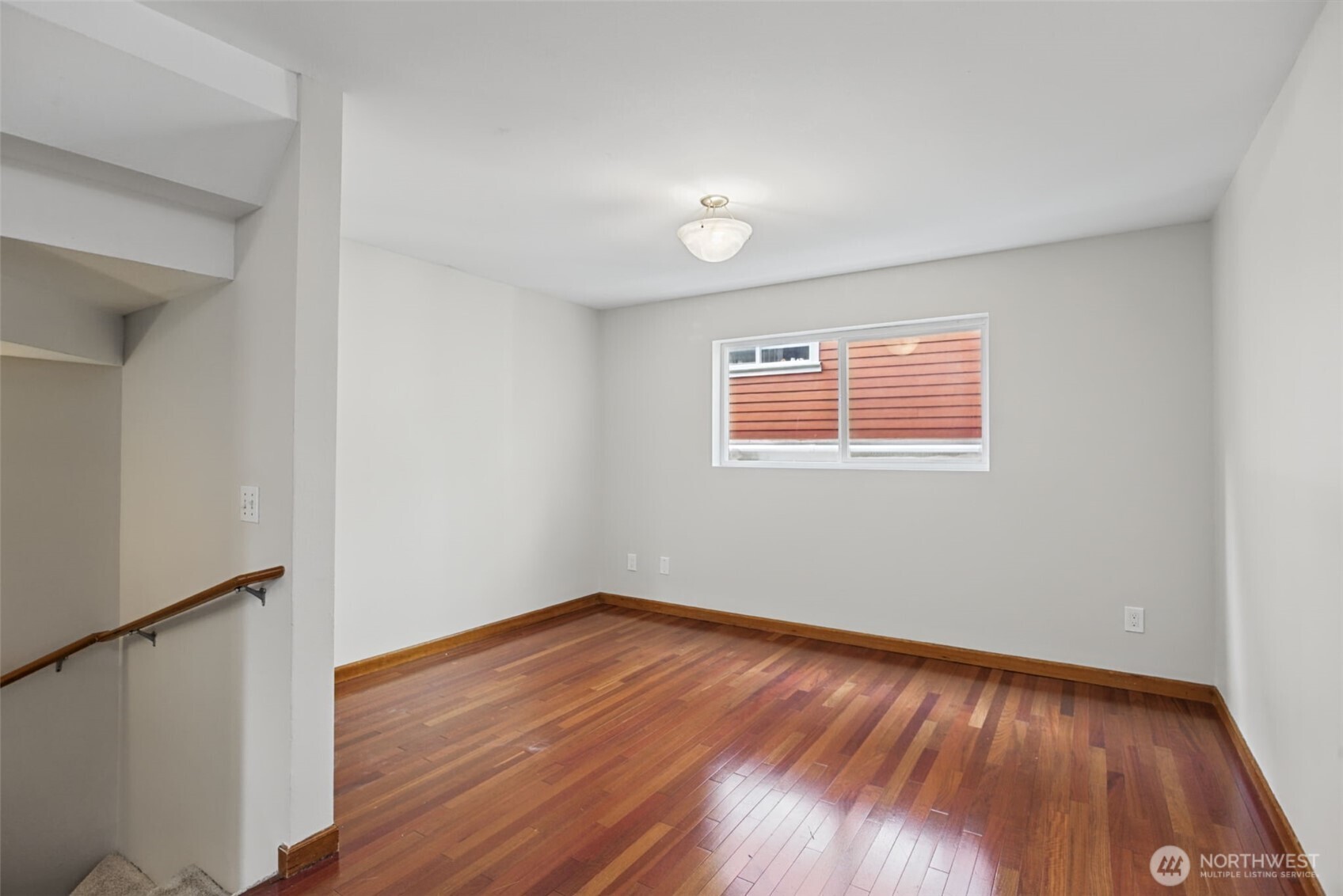920 Sw Holden Street B Property Photo 10