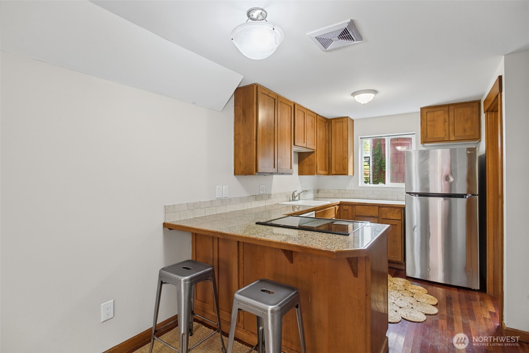 920 Sw Holden Street B Property Photo 18
