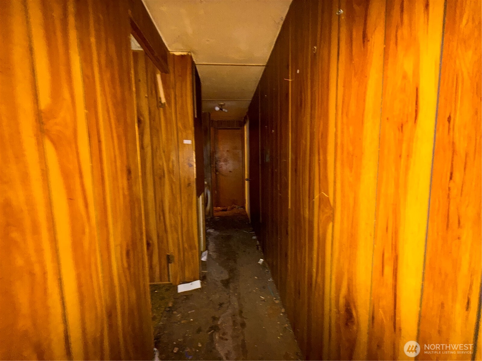 12820 Elm Avenue Property Photo 10