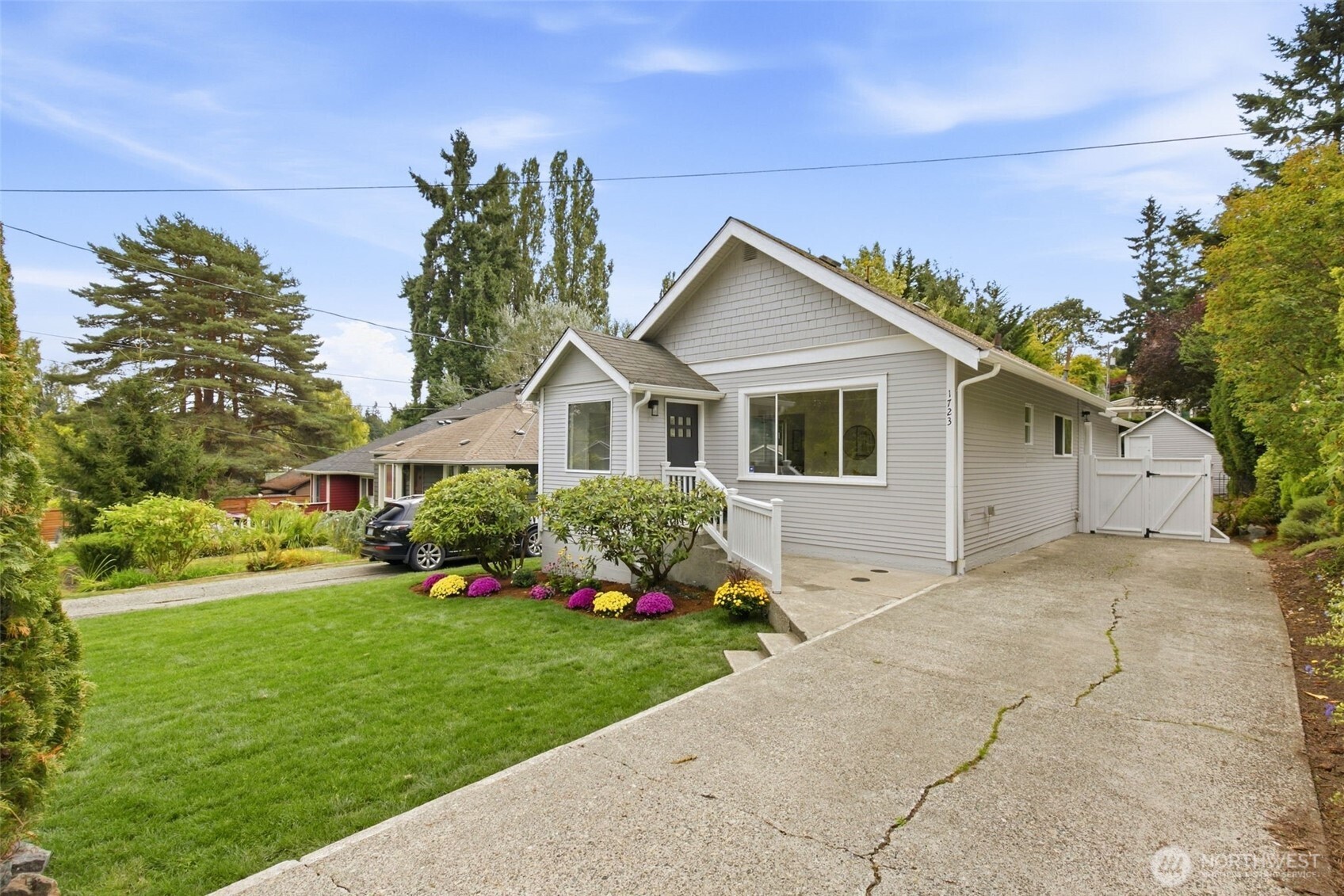 1723 Ne 92nd Street Property Photo 4