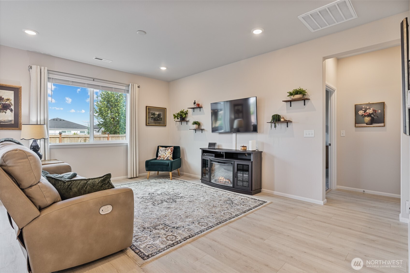 13611 197th Street Property Photo 11