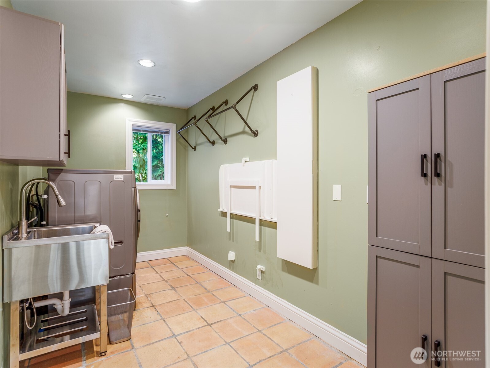 5209 Vine Court Property Photo 7
