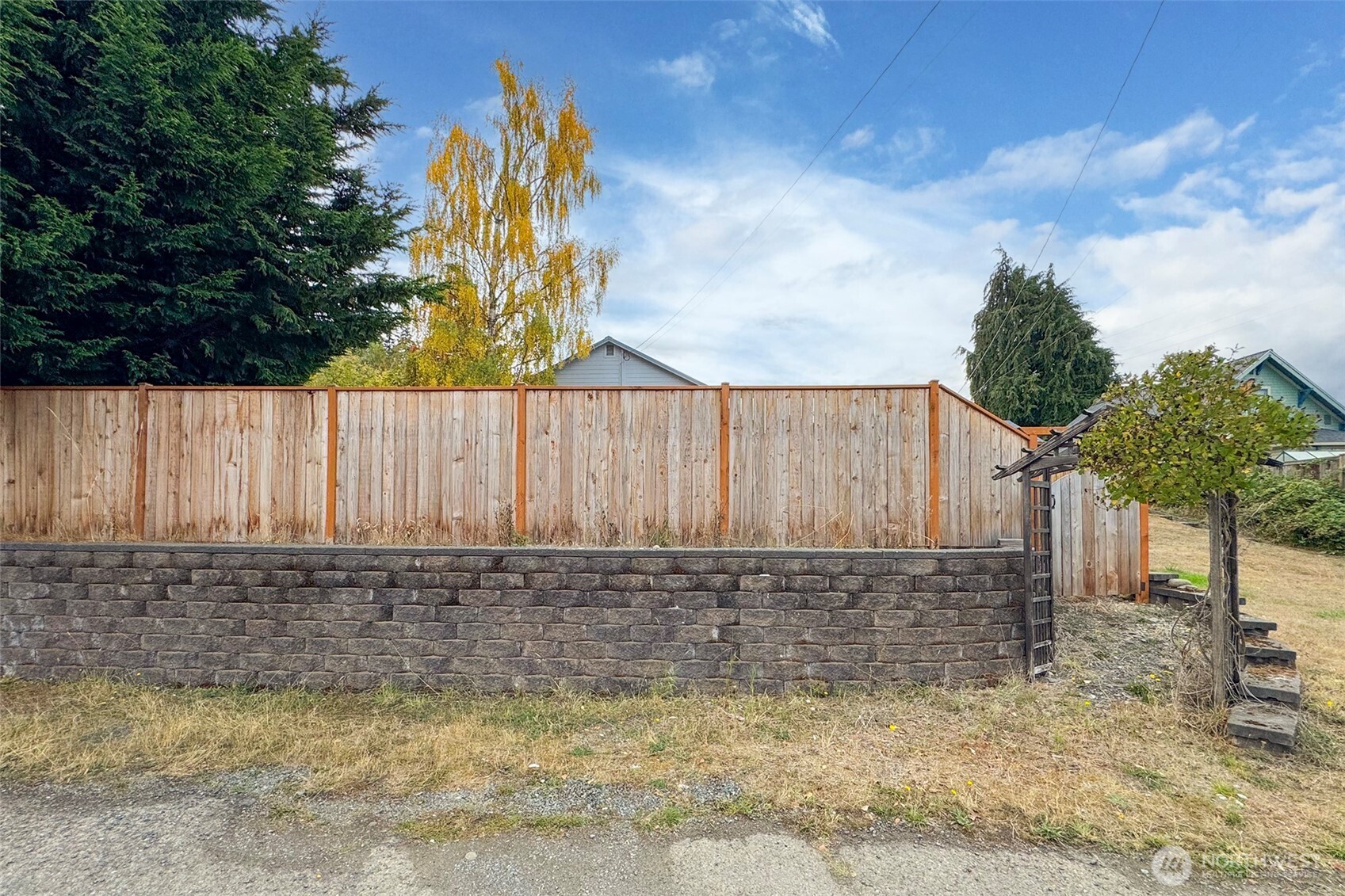 1111 E 6th Street Property Photo 31