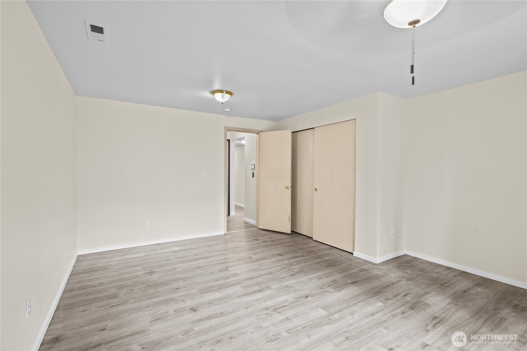 10007 20th Avenue Property Photo 12