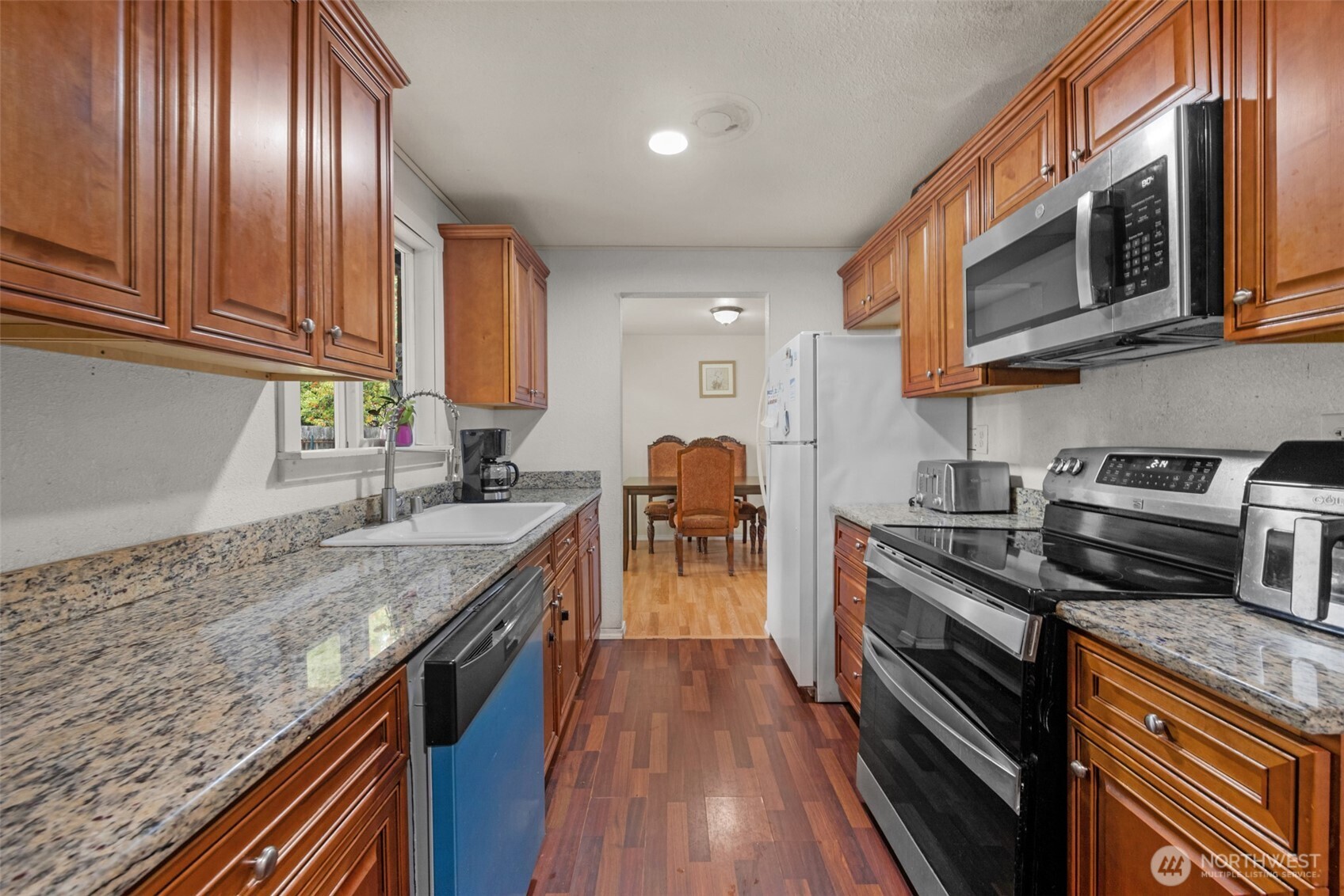 4209 191st Street Property Photo 12
