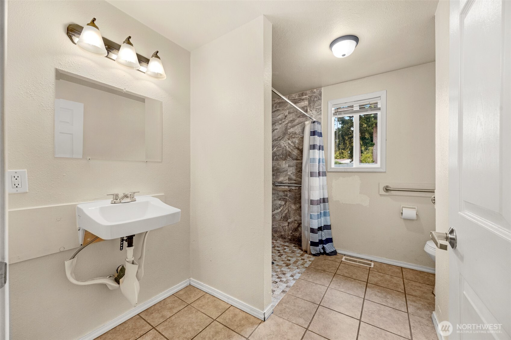 4209 191st Street Property Photo 17