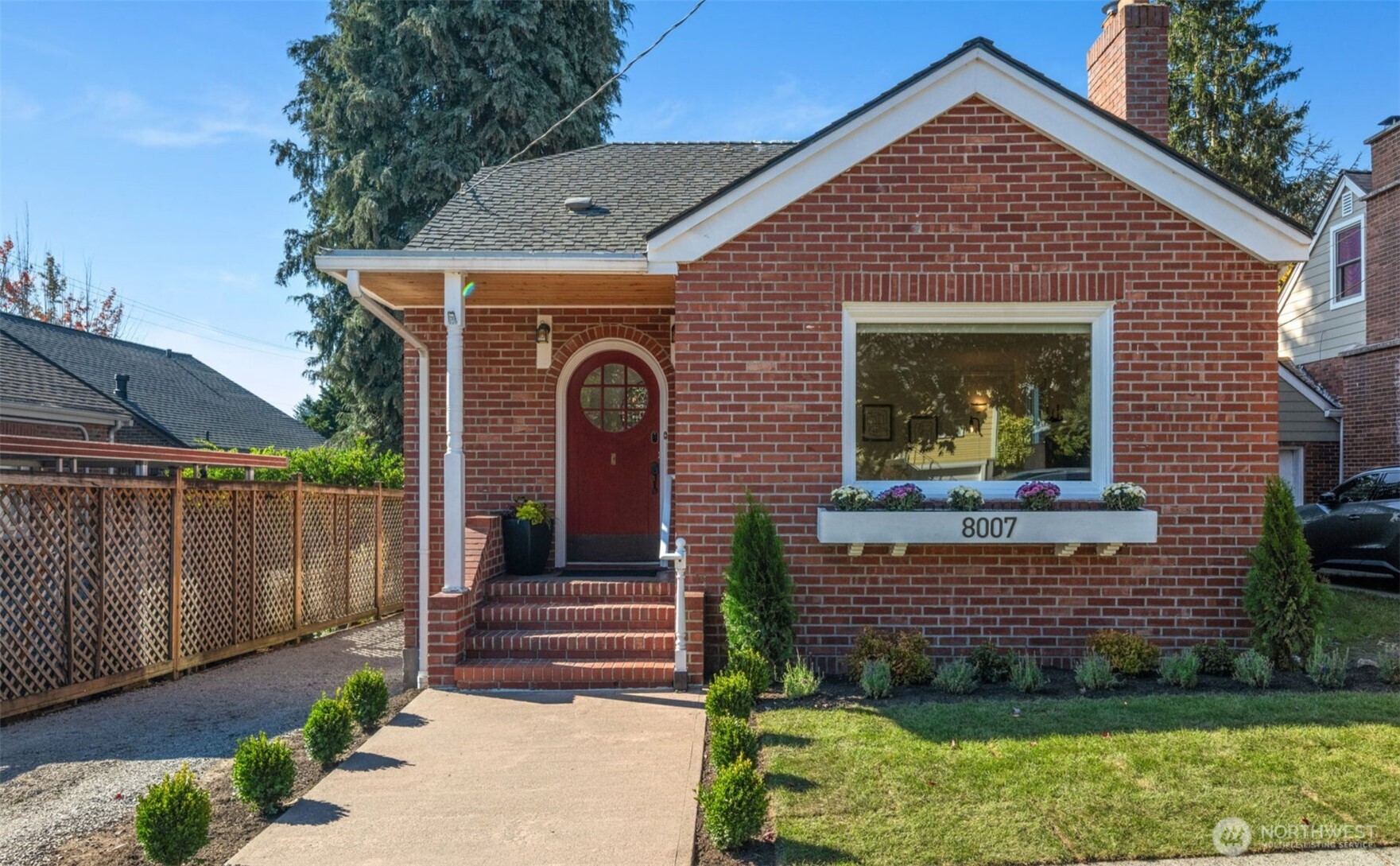 8007 Wallingford Avenue Property Photo 1