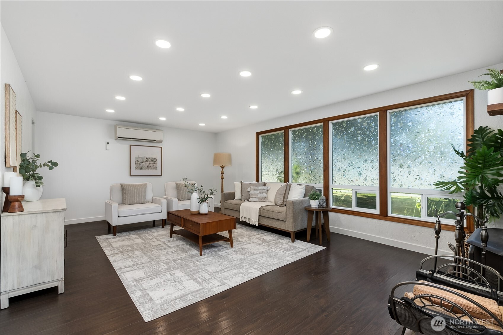 1201 Township Street Property Photo 14