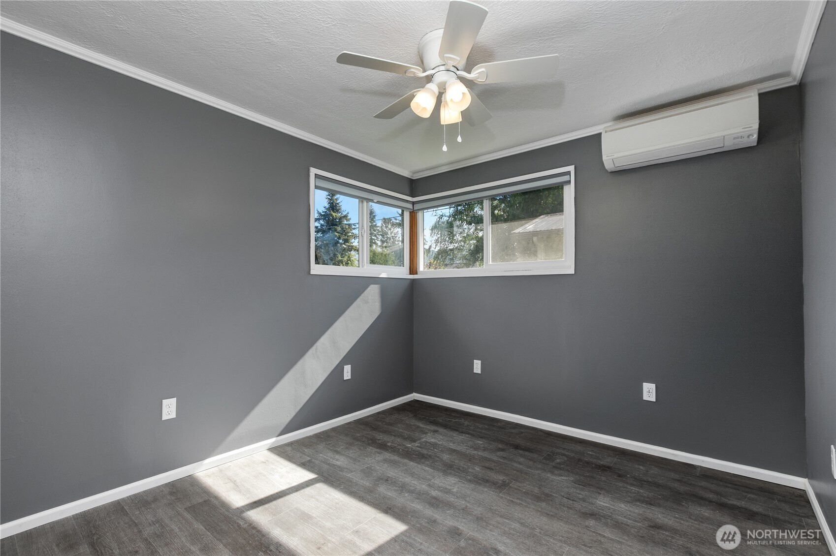 1201 Township Street Property Photo 23