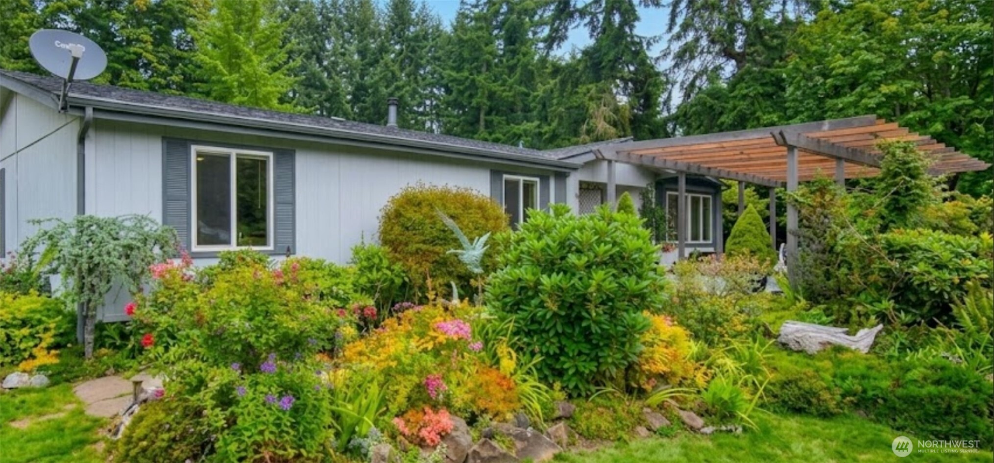 891 Walker Road Property Photo 1