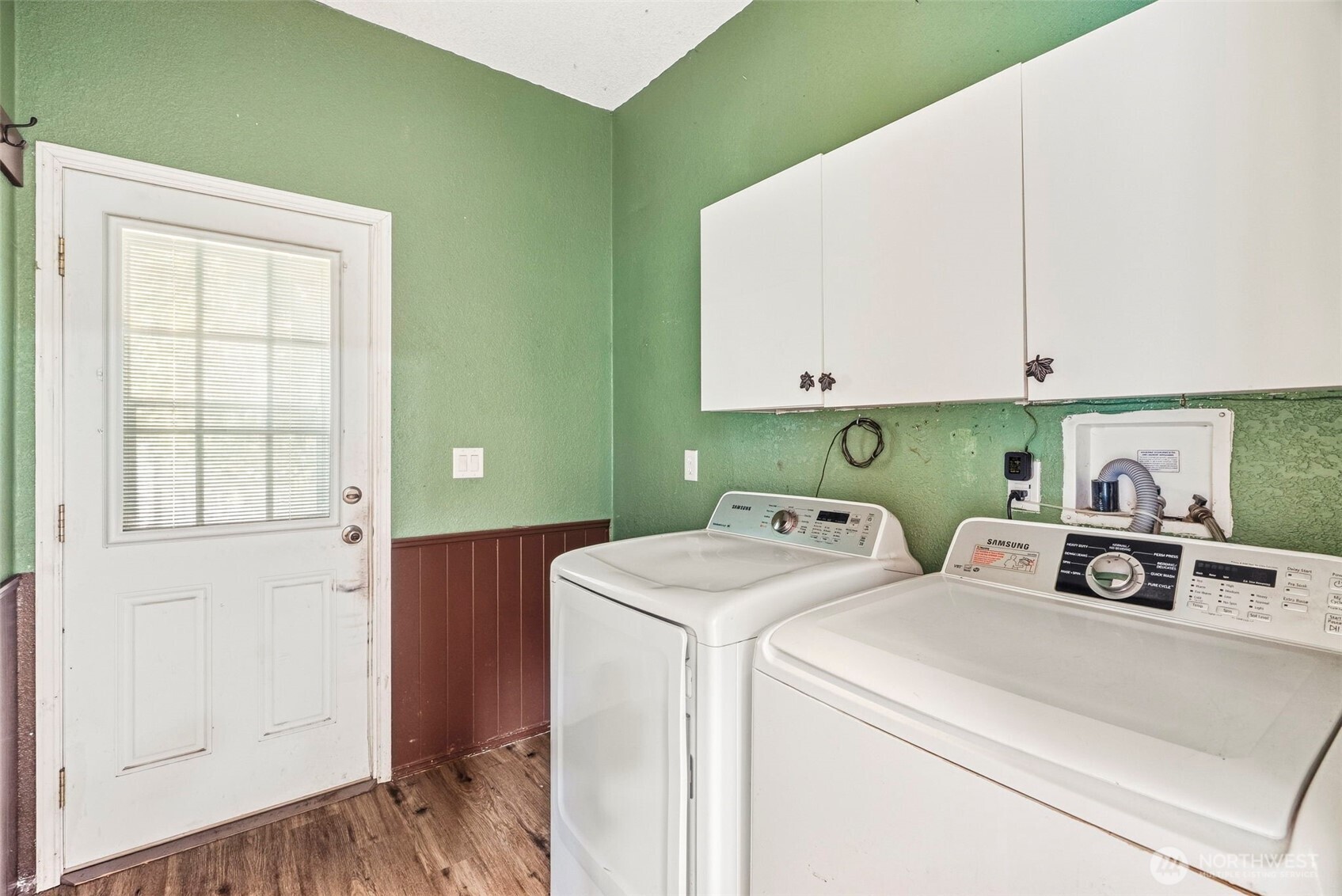891 Walker Road Property Photo 20