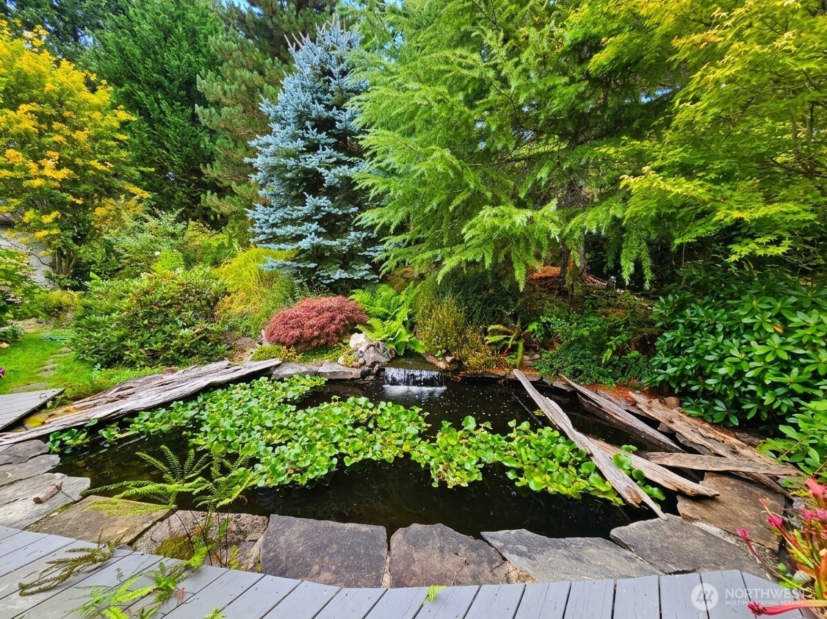 891 Walker Road Property Photo 27