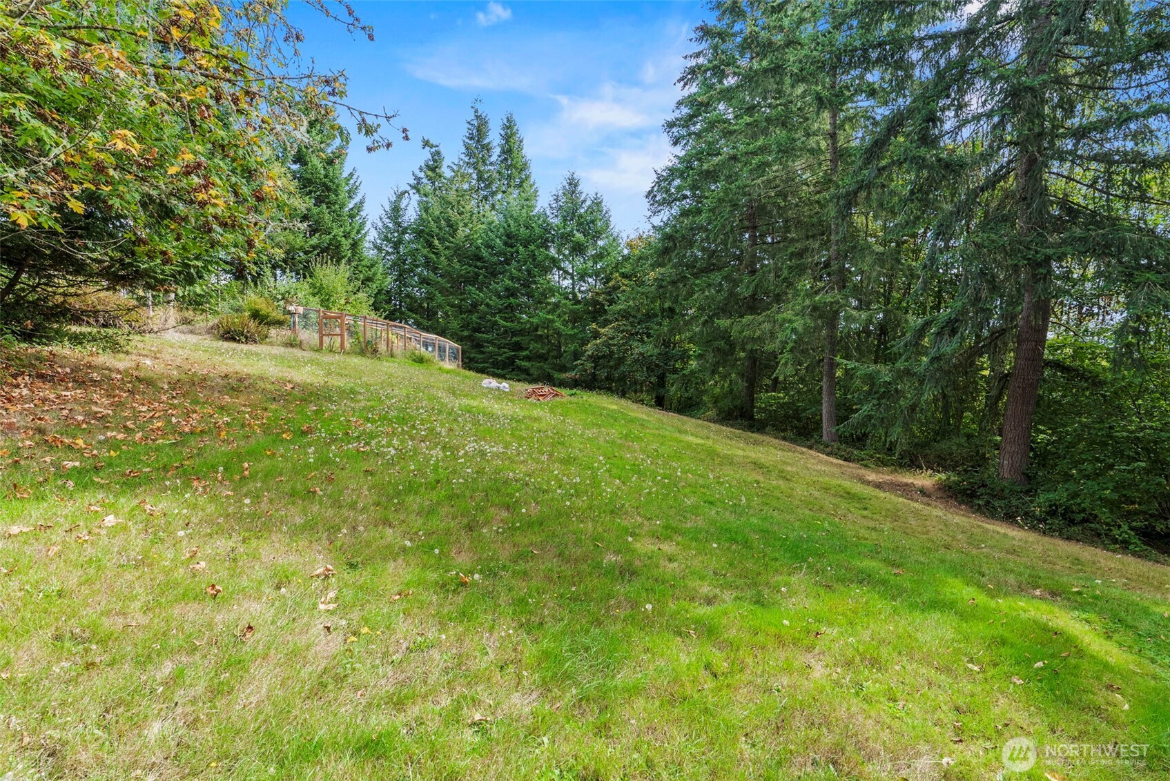 891 Walker Road Property Photo 36