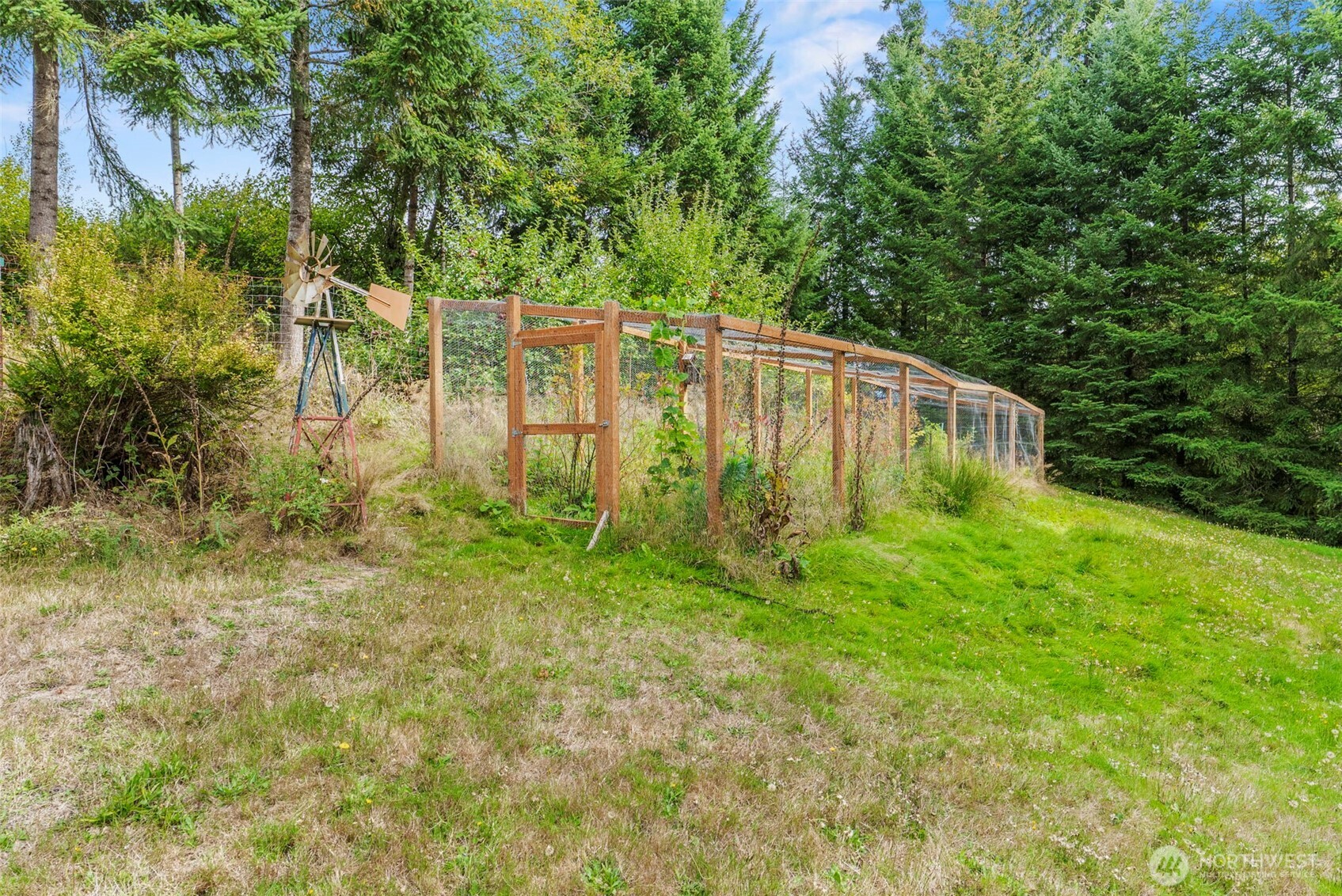 891 Walker Road Property Photo 37