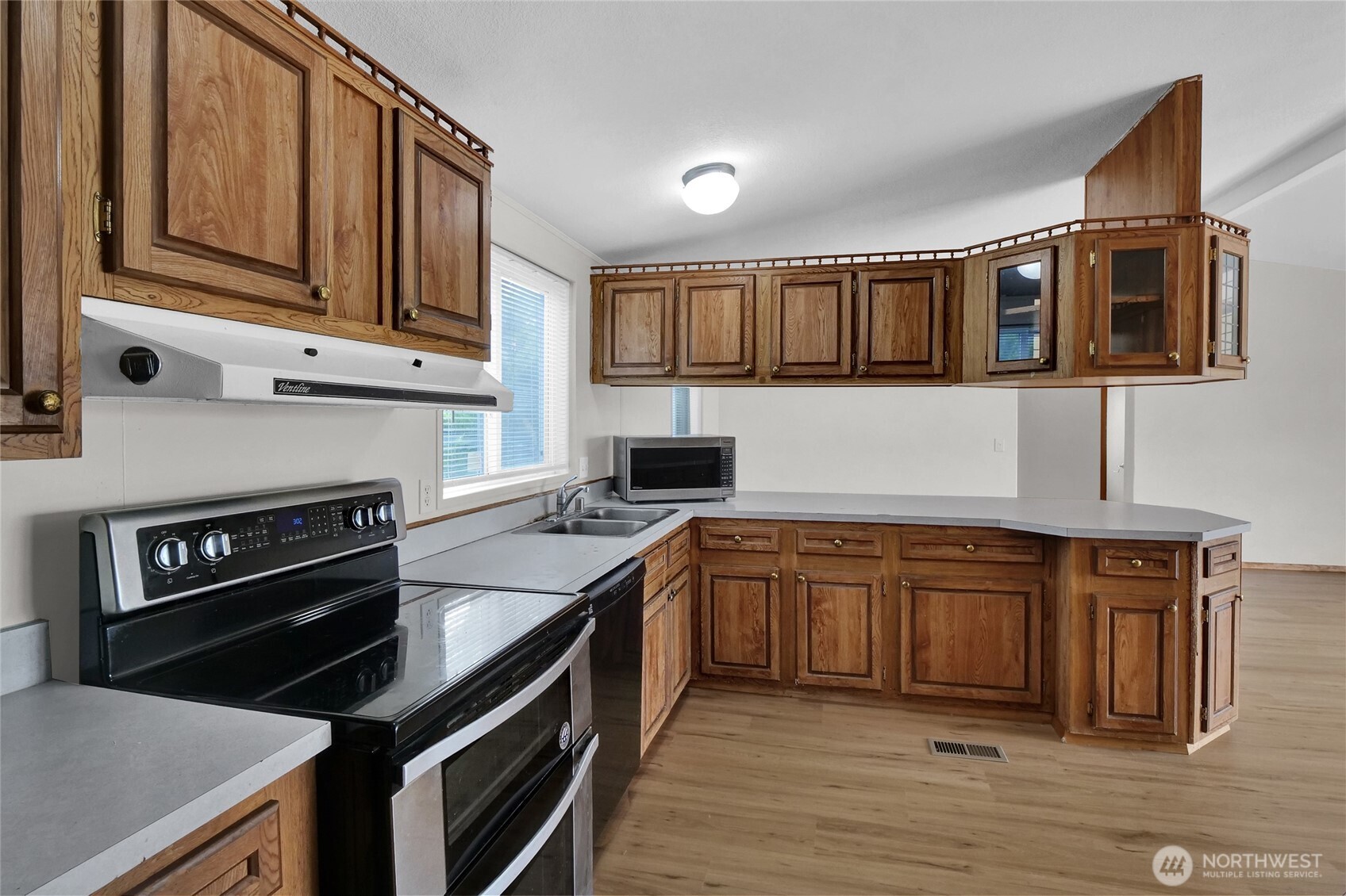 6316 Ferguson Road Property Photo 4