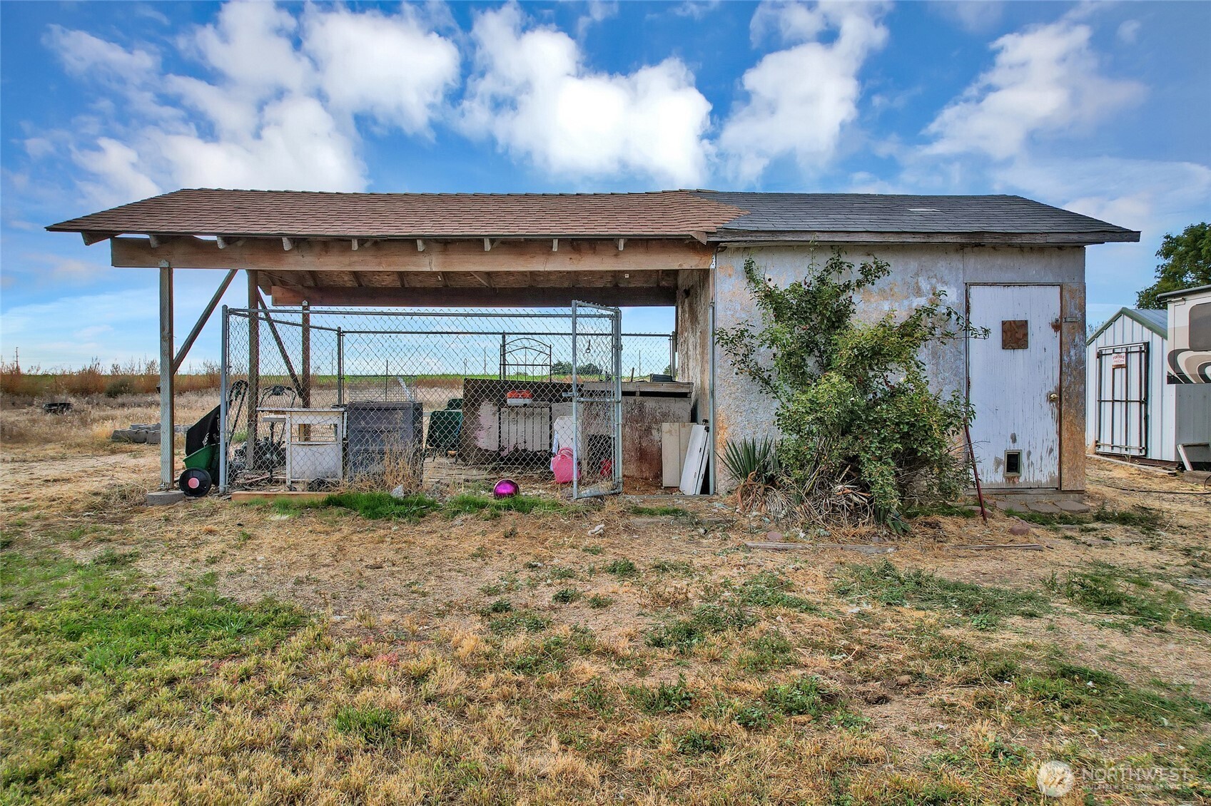 6316 Ferguson Road Property Photo 14