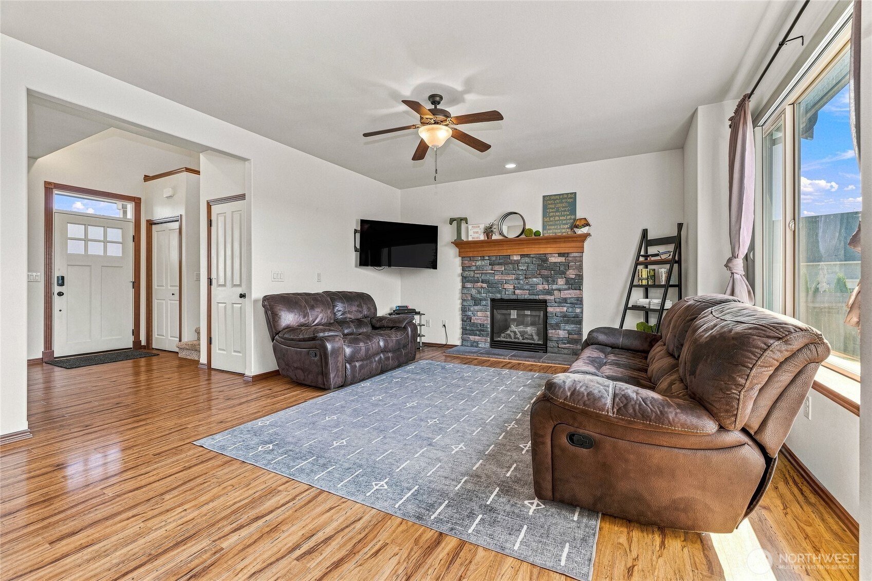 2465 Cirrus Lane Property Photo 6